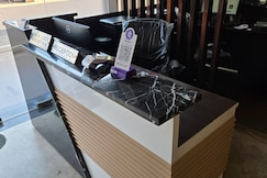 HOTEL OMIROS, Gwalior