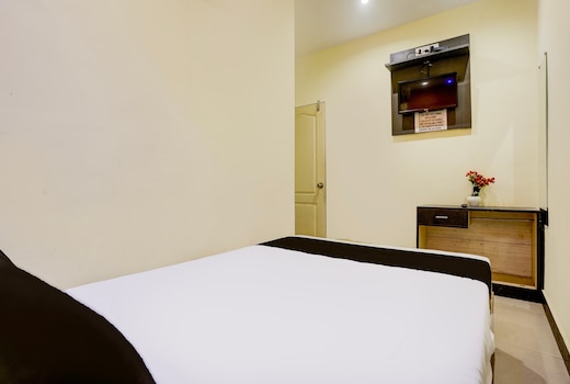 Hotel O Shera Residency