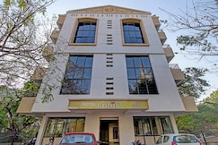HOTEL LOTUS, Pune