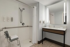 Hilton Garden Inn Cleveland Airport, Ashtabula