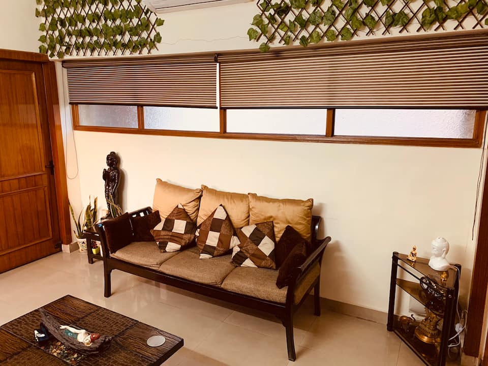 Zorba Floor apartment(park facing in GK) - Tap to explore photos