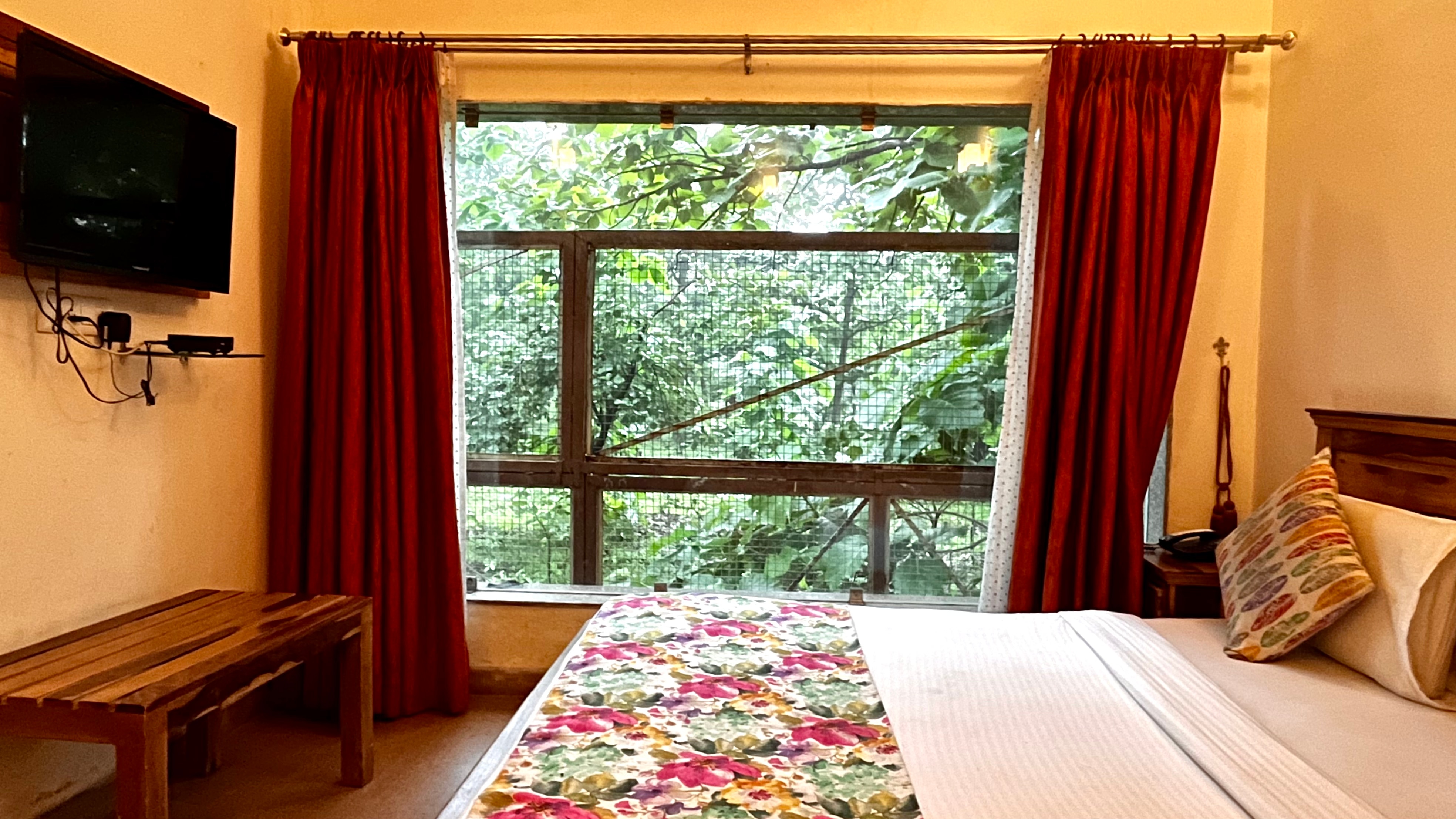 MPT Sagoun Retreat Salkanpur - Tap to explore photos