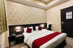 The Max Hotel, Lucknow