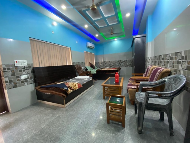 Hotel Abhivadya Gange - Tap to explore photos