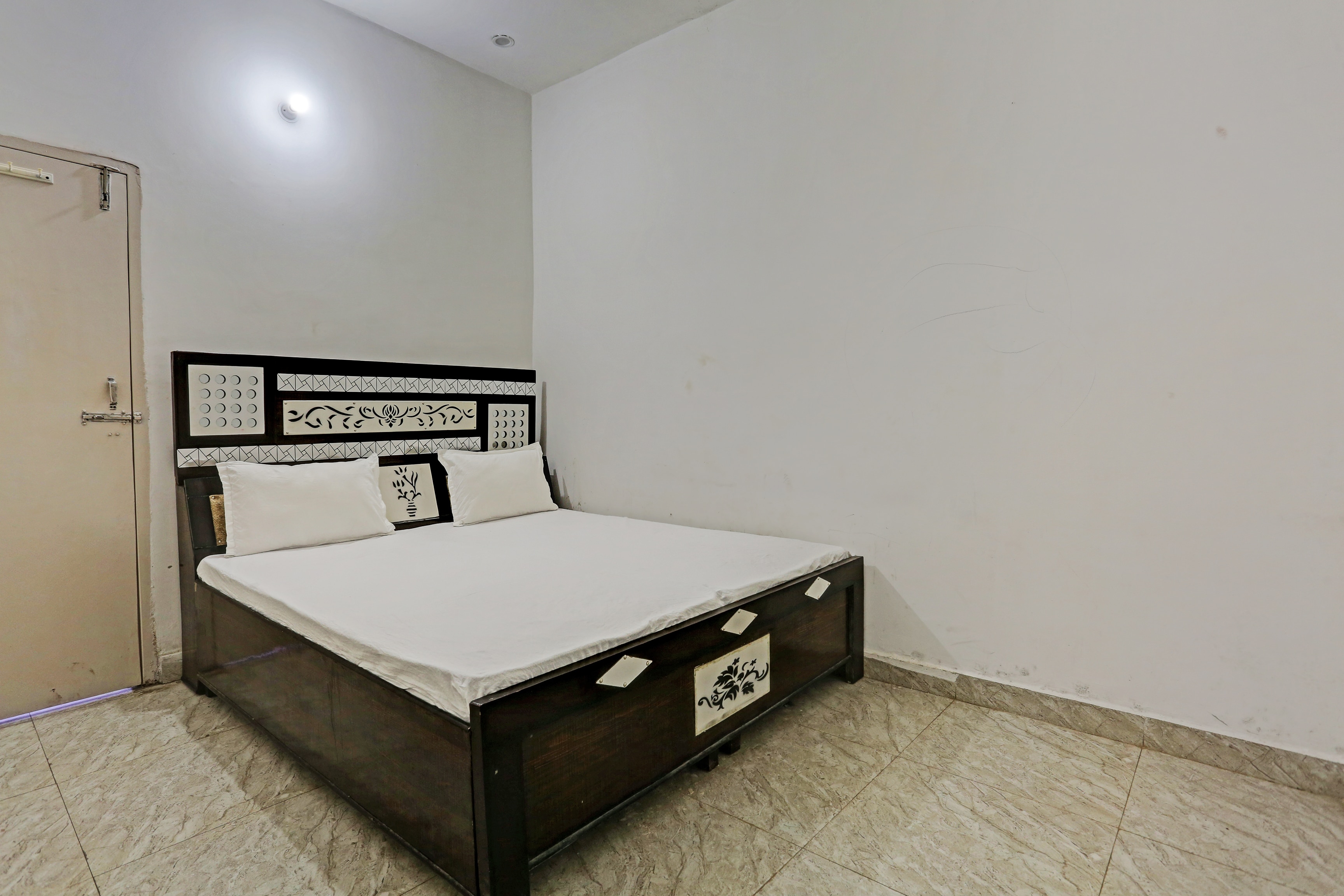 Hotel O Ajay Guest House - Tap to explore photos