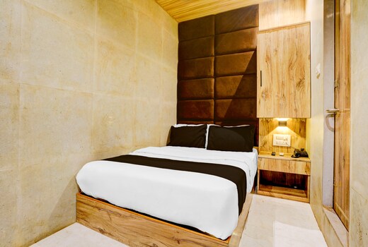 Hotel O Royal BKC