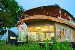 Kerala Luxury HouseBoat , Alleppey