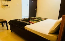 Deluxe Room 2