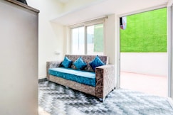 Super Collection O SS BLUE INN, Hyderabad