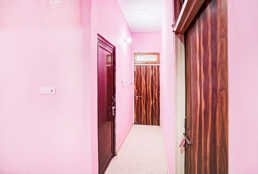 Hotel O Anmol UP70