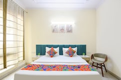 Via Golden Gate Stayz, Gurgaon