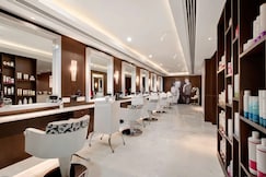 The Leela Ambience Convention Hotel Delhi, Delhi