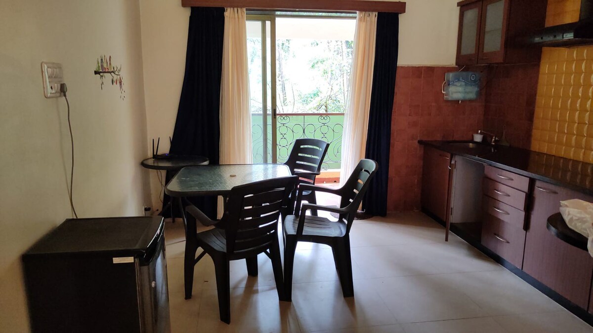 2BHK Apartment near Baga Calangute B2 - Tap to explore photos