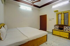 Hotel O  Bluebird Inn Hotel And Guest House, Gwalior