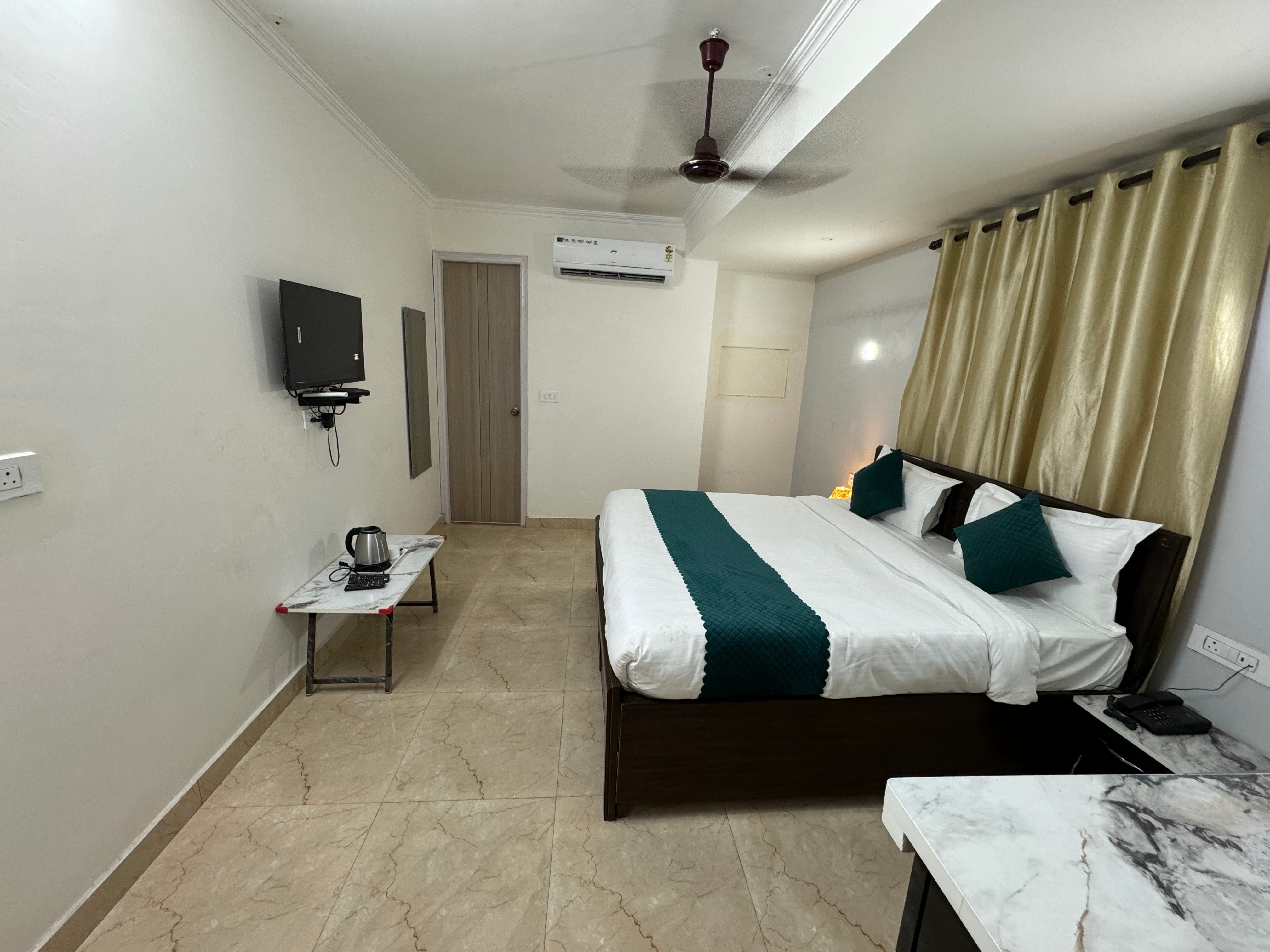 Hotel Annexe Delhi Airport - Tap to explore photos