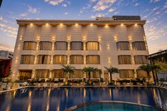 The Aura Hotel & Resort, Noida