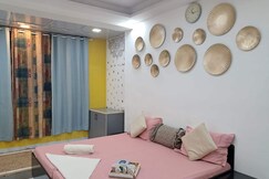 1 bhk peaceful Ac Pvt Apartment in Koregaon park, Pune