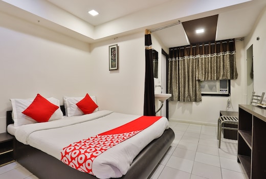 Hotel O Blue Moon