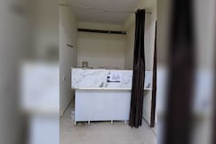 Hotel O Dollar Hotel, Greater Noida