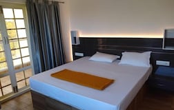 Deluxe Room  with balcony