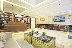 Hotel Decent Suites Delhi Airport, Delhi