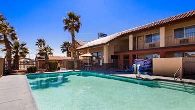 Best Western Desert Winds - Tap to explore photos