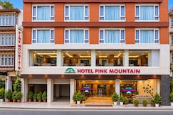 JAIN GROUP HOTEL PINK MOUNTAIN DARJEELING, Darjeeling