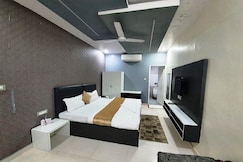 Hotel Mandakini Lush, Kanpur