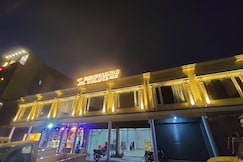 Hotel dhruvnanda palace, Khategaon