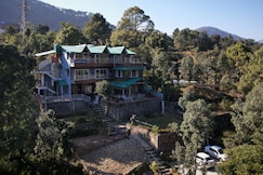 Himalayan Magpie | Lake View, Bhimtal