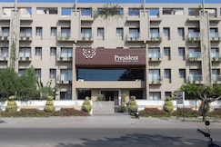 Hotel President Banquet & Lawn, Chhatrapati Sambhajinagar