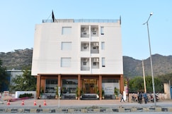 Mayoor Hotel, Udaipurwati