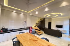 Basilica Villa 3Bed with pool, Igatpuri