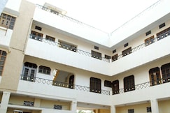 Hotel Shashi, Hanumangarh