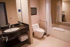 DoubleTree by Hilton Trujillo, Trujillo