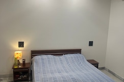 Luxury Apartment near airport  vasant kunj, Delhi