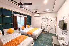 HOTEL KARNAVATI, Gandhinagar