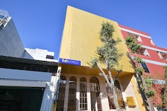 FabHotel Saraca Inn, Indore