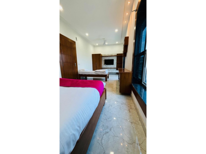 Hotel The Shanaya - Tap to explore photos