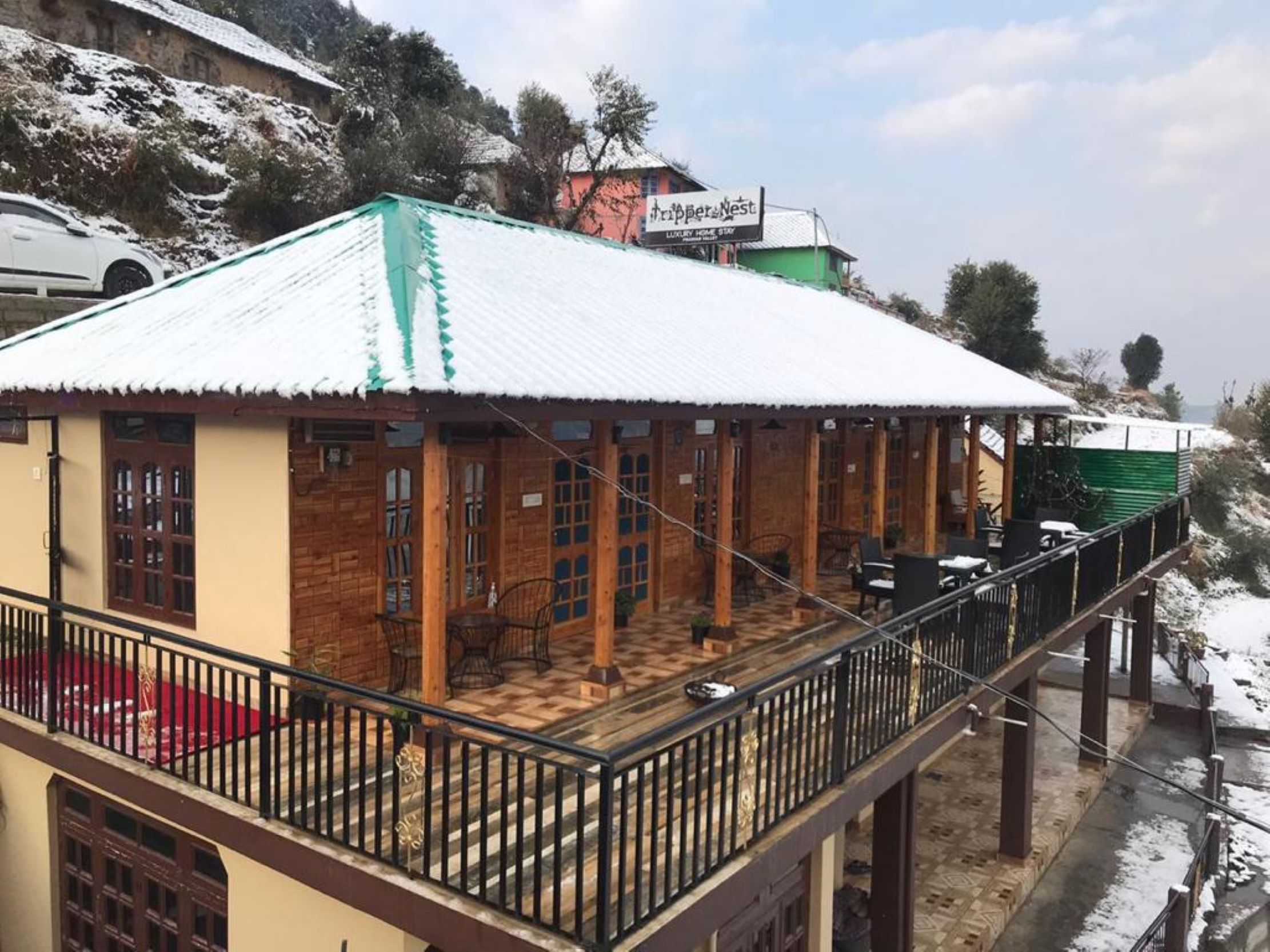 Tripper Nest Luxury Homestay - Tap to explore photos