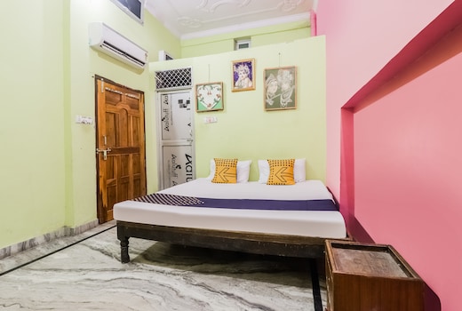 SPOT ON Maharani guest house