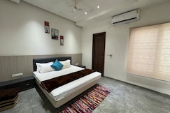 Krishna Homestay Mahakal Vanijya, Ujjain