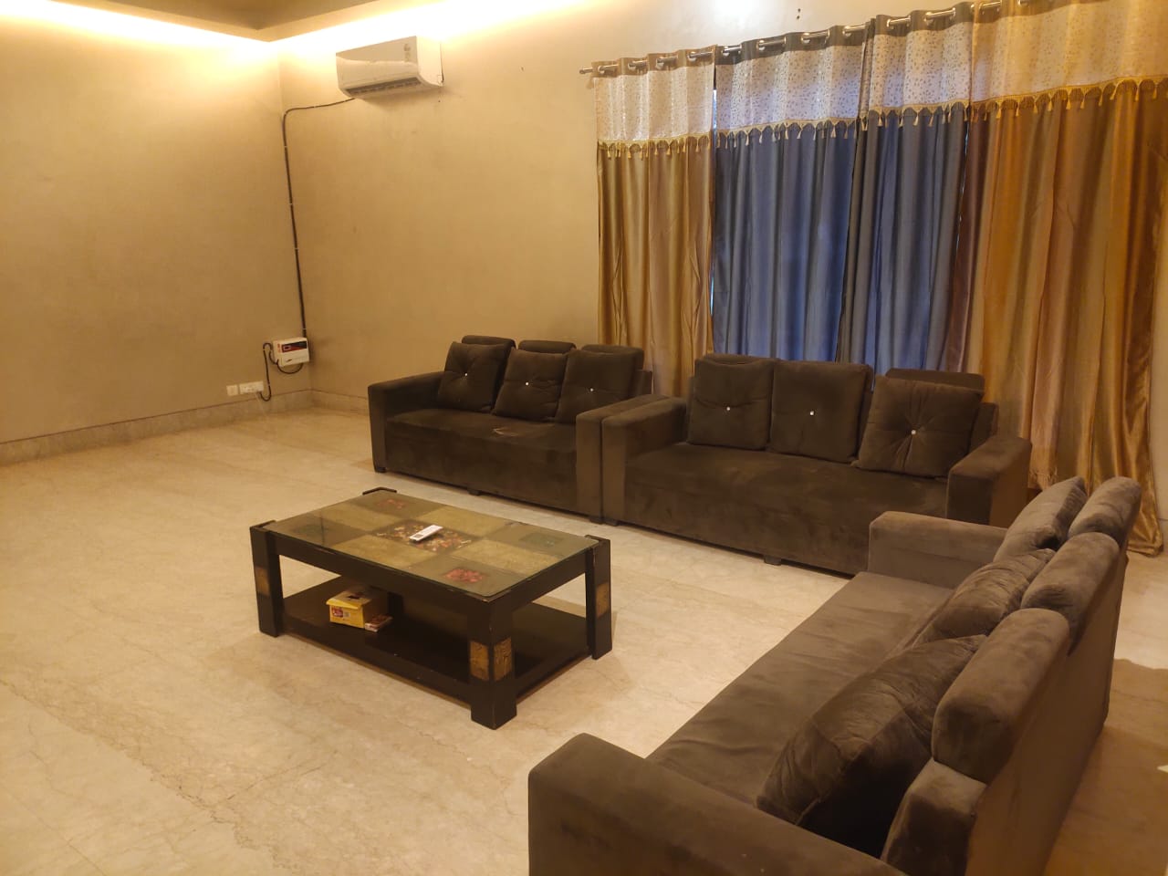 4BHK Rolling Luxury Villa - Tap to explore photos