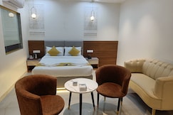 Golden Key Suites, Ulhasnagar