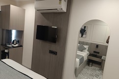 Hotel Laxus, Ahmedabad