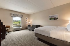 Hampton Inn & Suites Pittsburgh/Waterfront-West Homestead,PA, Allegheny