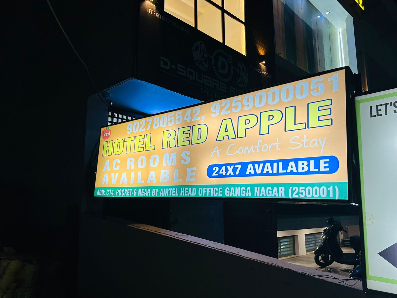 HOTEL RED APPLE - Tap to explore photos