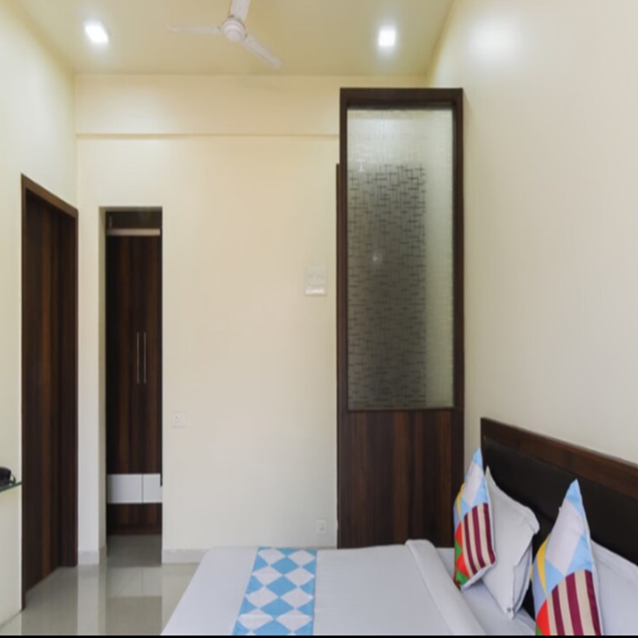Kanchan service apartment - Tap to explore photos