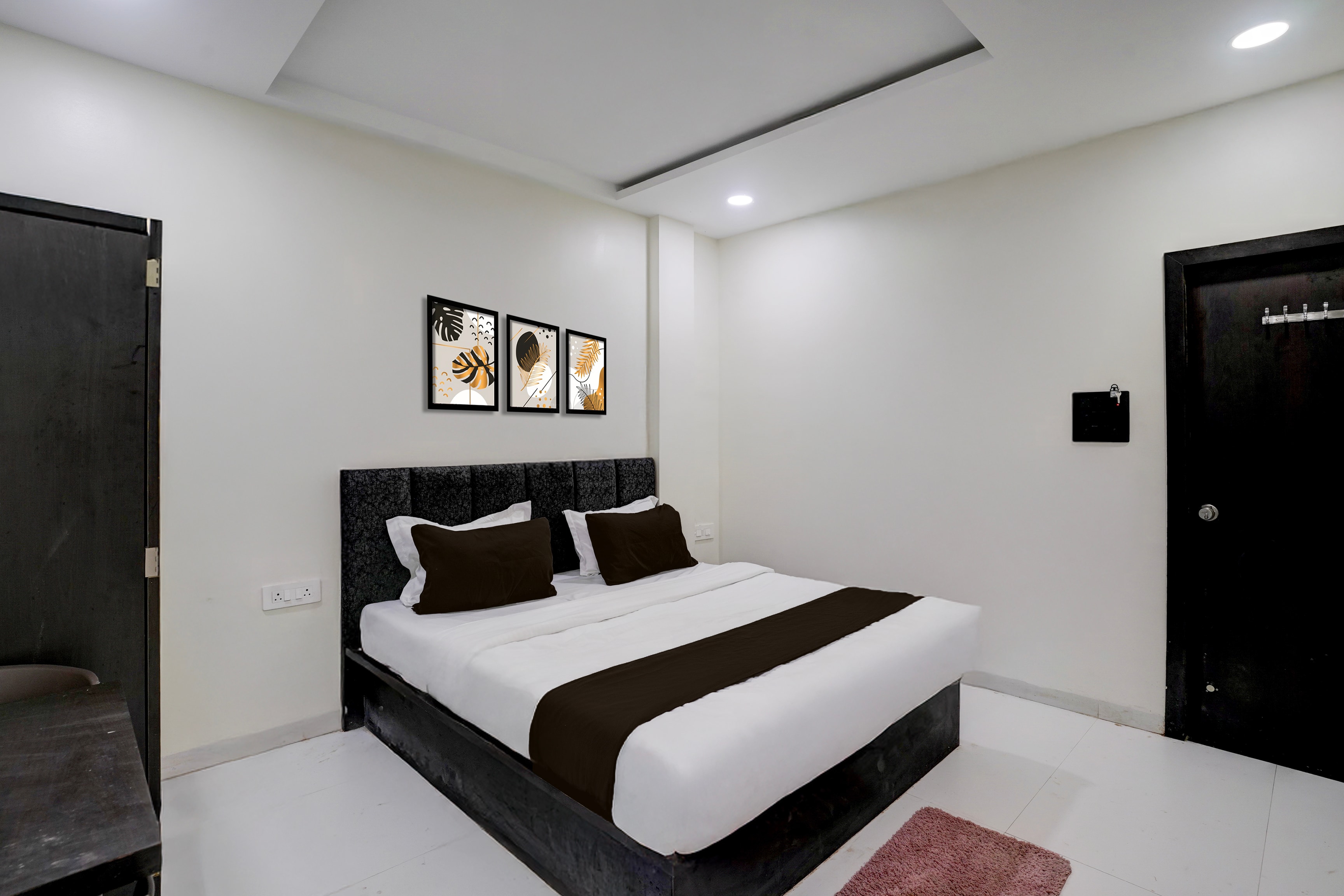 Hotel O Laxmi Lodging 4
