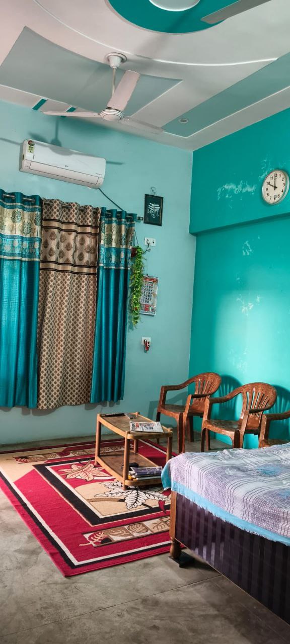 DAYA HOME STAY  - Tap to explore photos